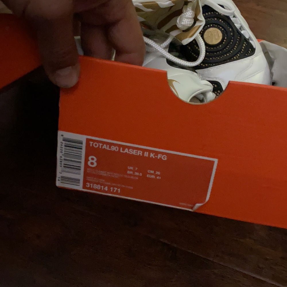 Nike total 90 laser II